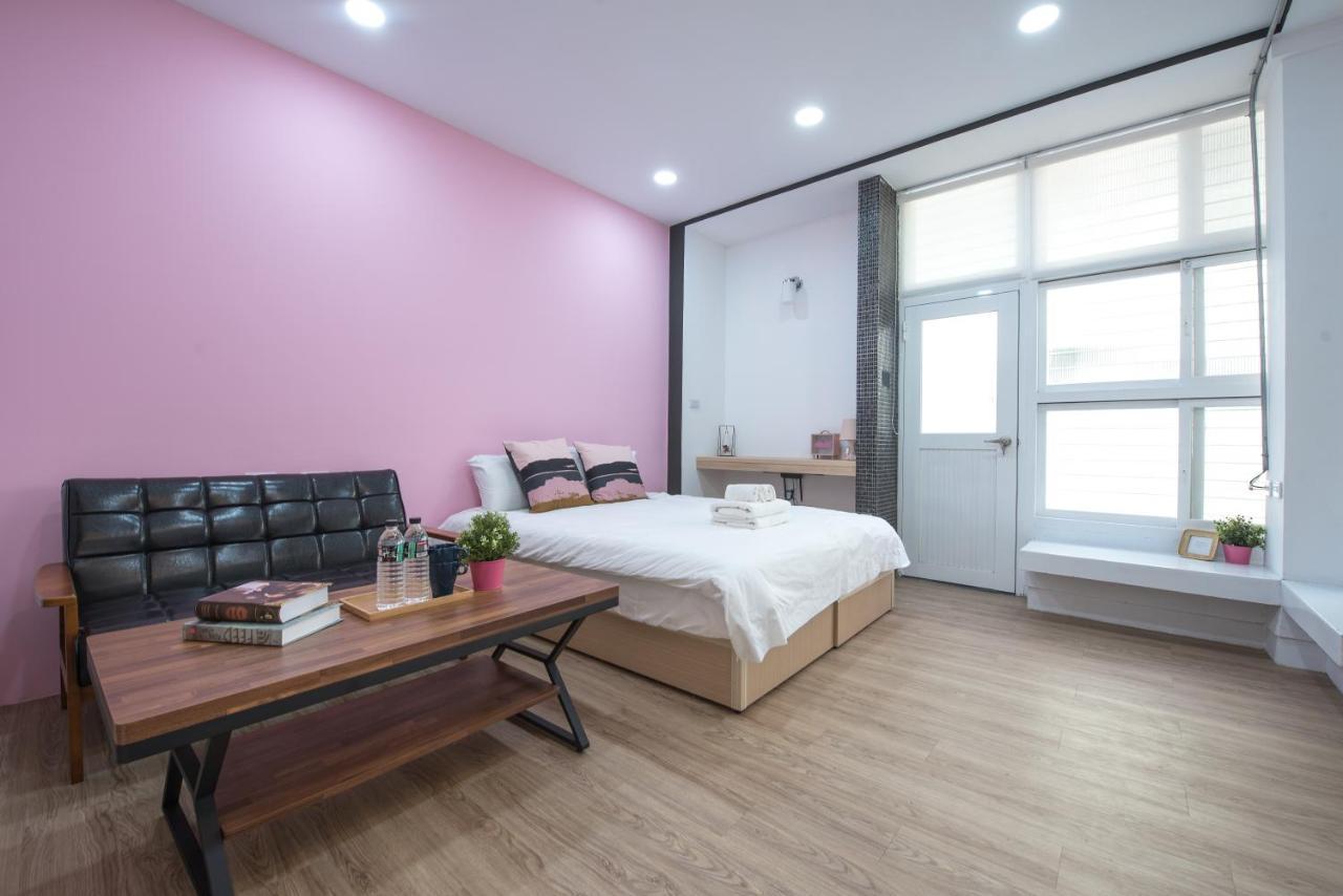 Bird Series B&B&Hostel複合式民宿#本國旅客須先匯款 Tchaj-nan Exteriér fotografie